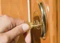 How to fix stuck lock key