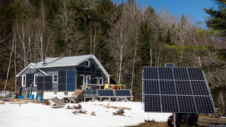 Solar Energy For Off-Grid Living: Independence From Traditional Power Sources
