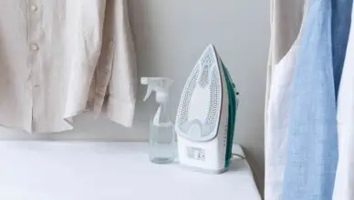 the best way to iron linen clothing