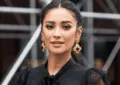 Shay Mitchell Net Worth: Real Name, Age, Career 2 Shay Mitchell Net Worth: Real Name, Age, Career